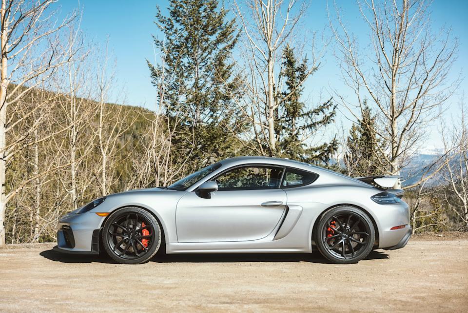 718 Porsche GT4Evan Lewis &lpar;&commat;evanlewis&period;expedition&rpar;