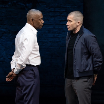 1742791425_Denzel-Washington-as-Othello-and-Jake-Gyllenhaal-as-Iago-in-OTHELLO-on-Broadway.jpg