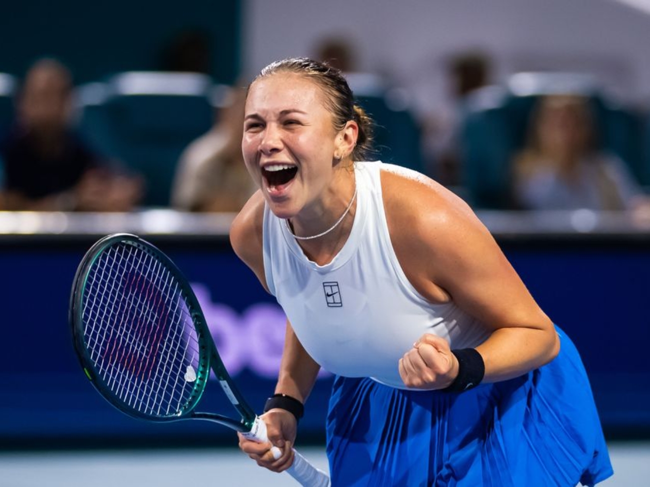 Amanda_Anisimova_-_Miami_Open_2025_-_Day_6-DSC_1312A.jpg