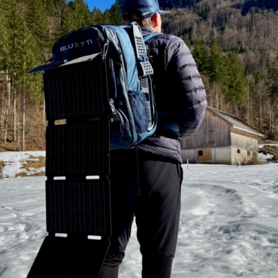 Bluettis-Handsfree-1-is-the-solar-backpack-I-love-hating.jpeg