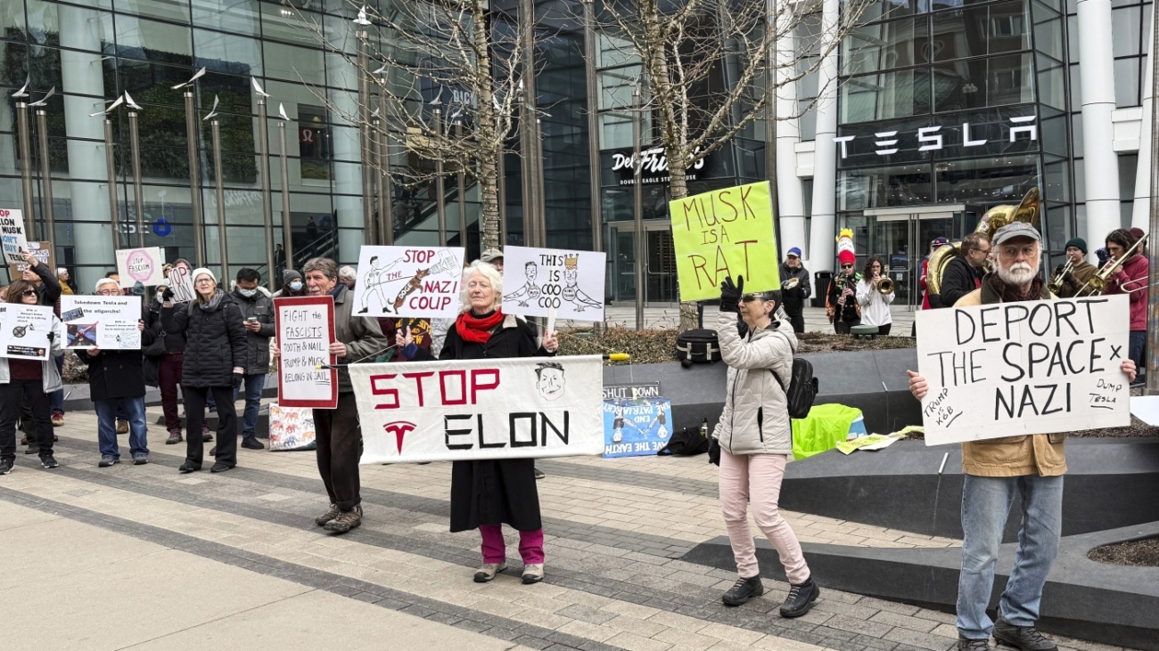 Elon-Musk-claims-Tesla-protest-organizer-committed-crimes-NPR.com2Fc42F6e2F7957006c45d59da9d7c82667ff972Fap25060.jpeg