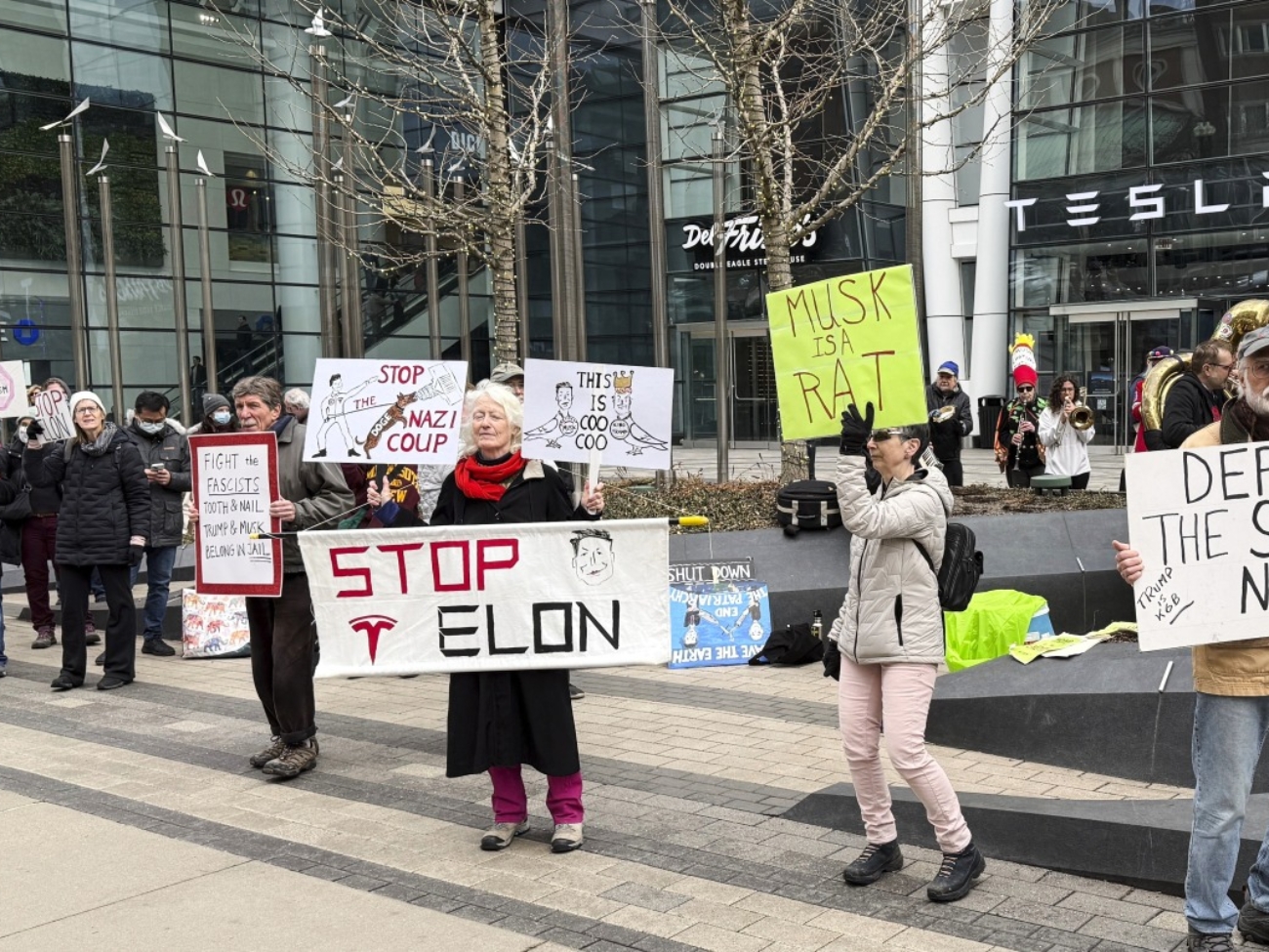 Elon-Musk-claims-Tesla-protest-organizer-committed-crimes-NPR.com2Fc42F6e2F7957006c45d59da9d7c82667ff972Fap25060.jpeg