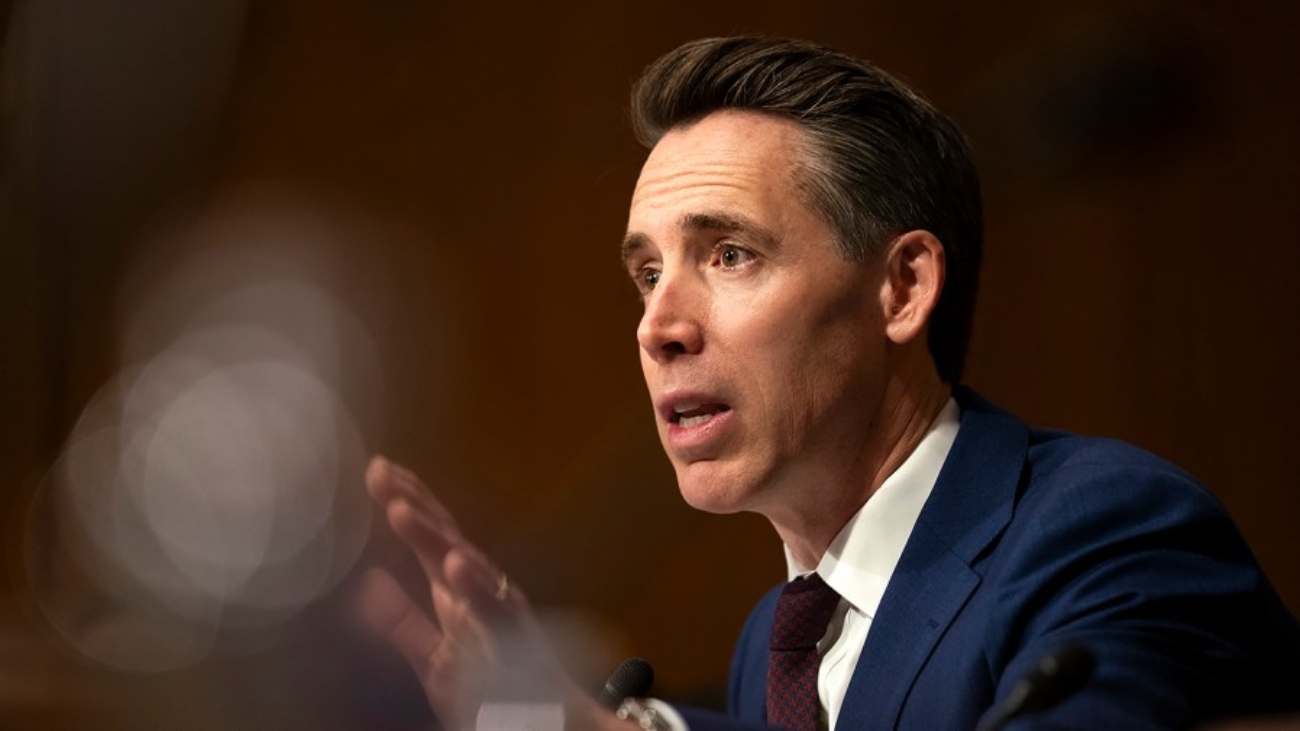 Hawley-expresses-skepticism-of-Oz-over-abortion-trans-rights.jpg