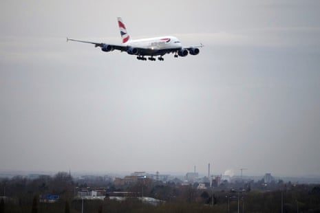 Britain London FireA British Airways plane approaches landing as authorities announced  a partial resumption of flights after a fire at a nearby electrical substation has caused a closure of Europe's busiest airport in London, Friday, March 21, 2025.