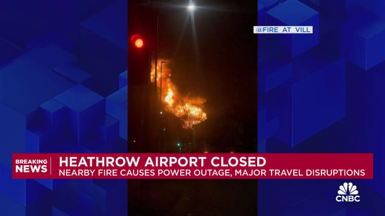 London’s Heathrow Airport closes after ‘catastrophic’ fire nearby, prompting travel chaos