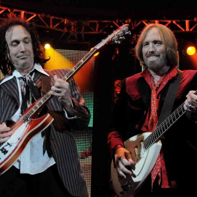 Mike-Campbell-Tom-Petty-Heartbreakers-031525-02-f0dadac65333407c9c88db01c4950658.jpg