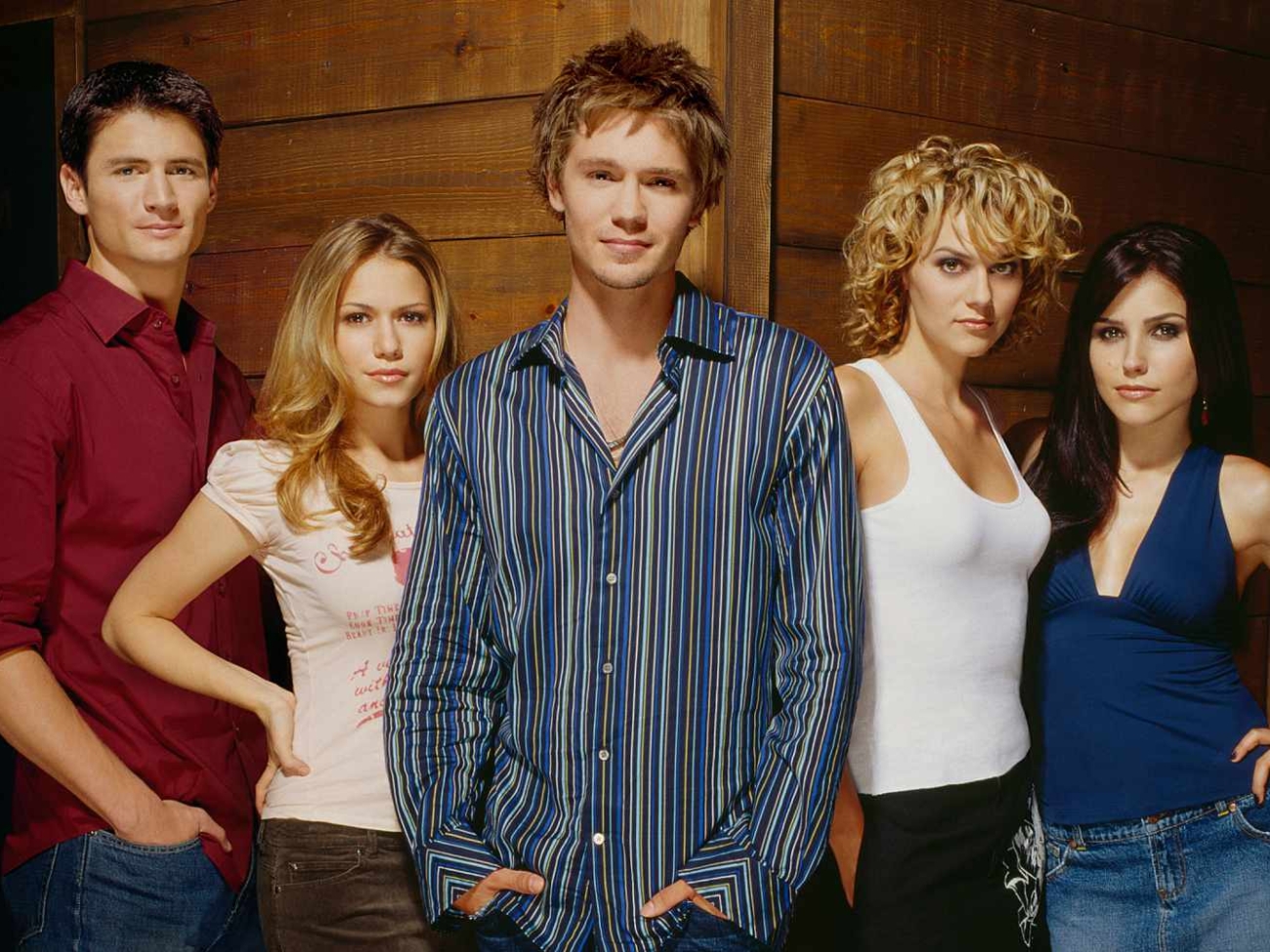 Sophia-Bush-and-Bethany-Joy-Lenz-Chad-Michael-Murray-and-Hilarie-Burton-031725-aaee80ddf3b94bfc94f8c.jpeg