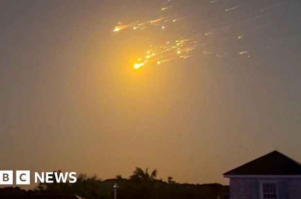 SpaceX-rocket-explodes-raining-debris-from-sky-for-second-time.jpg