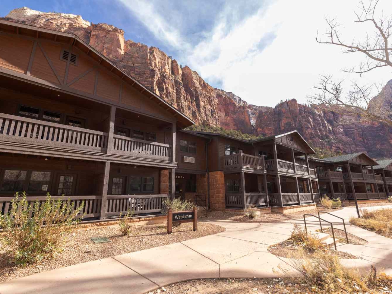 TAL-header-exterior-zion-national-park-lodge-ZIONNPLODGE0325-f5eae0a0e8424109897d8eb52f441e68.jpg