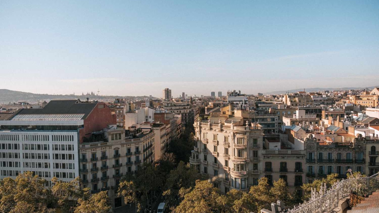 TAL-rooftop-view-city-BARCELONA0425-c4236c52f7a64a5f88836ca85f2a3060.jpg