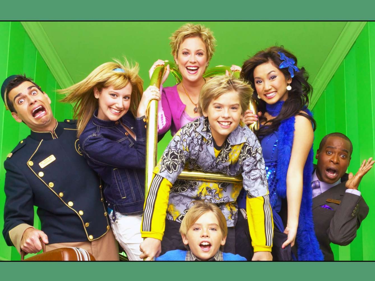 THE-SUITE-LIFE-OF-ZACK-AND-CODY-Adrian-R-Mante-Ashley-Tisdale-Kim-Rhodes-Brenda-Song-Phill-Lewis-Dyl.jpeg