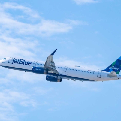 jetblue-airplane-JBFALL0822-987659a74c5849a09e0cc96b0ea074a7.jpg