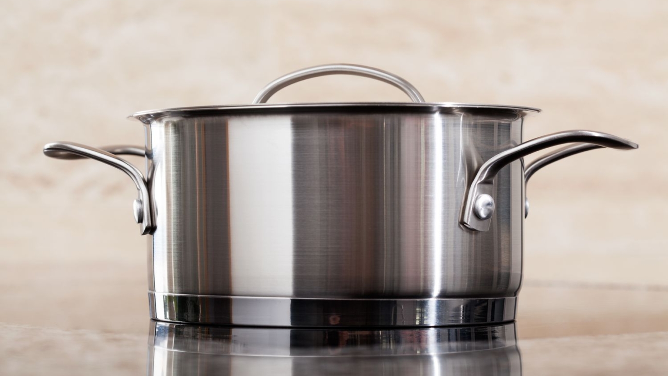 ms-saucepan-vs-pot-getty-c174f5e5ed8f4236b84648ede017e0a9.jpg