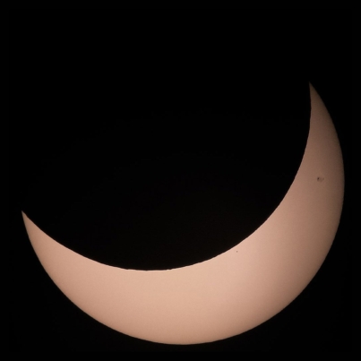 partial-solar-eclipse-Yurakum.jpg