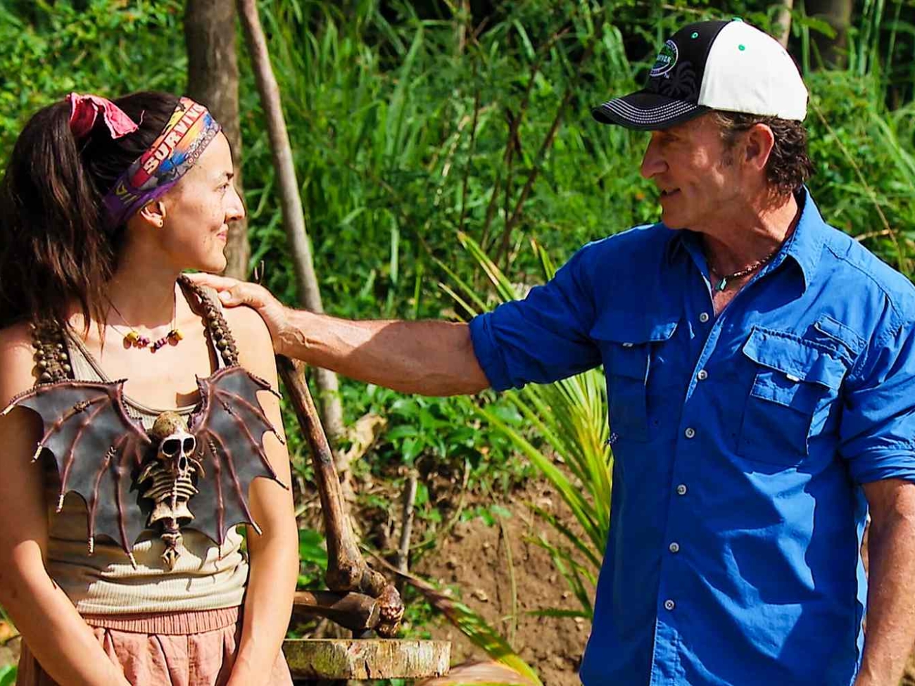 survivor-Rachel-LaMont-Jeff-Probst-121024-35d9152521b24ab5a856f0bdf61b20ec.jpg